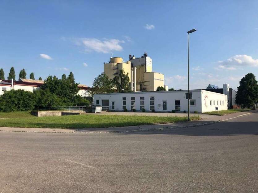 Halle in Großaitingen 4.900 € 500 m²