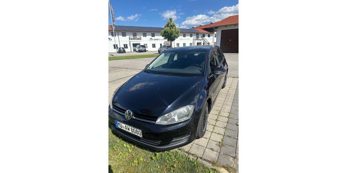 VW Golf 157.000 km 6.400 &euro; Augsburg 86150
