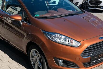 Ford Fiesta 76.000 km 6.600 € Neusäß 86356
