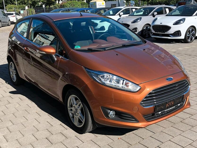 Ford Fiesta 76.000 km 6.600 € Neusäß 86356