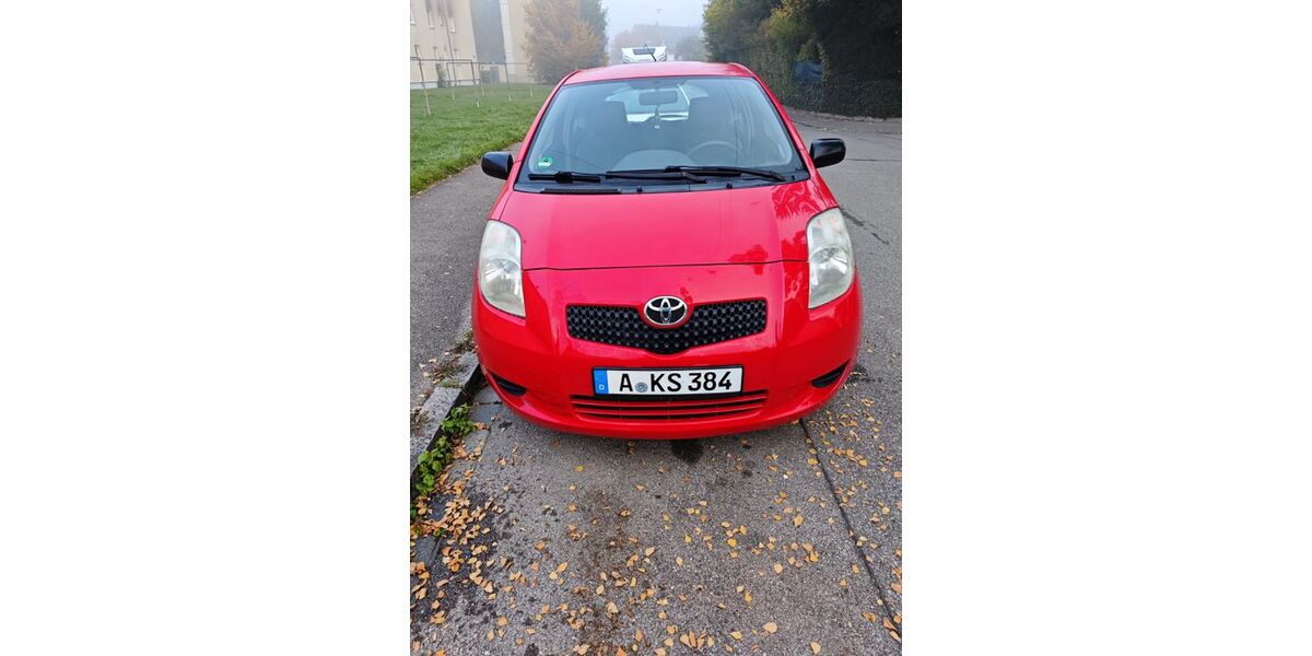 Toyota Yaris 215.000 km 1.230 € Augsburg 86163