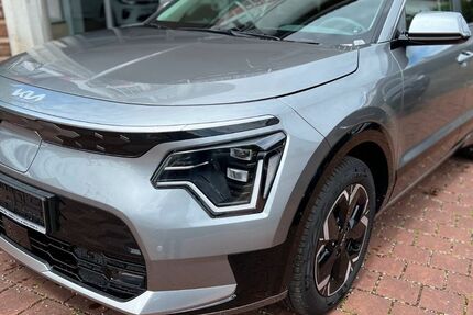 Kia Niro 24.580 km 28.980 € Diedorf / Augsburg 86420