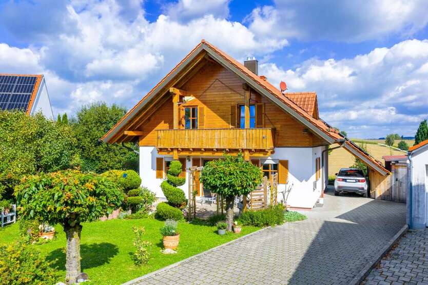 Haus zum Kaufen in Adelzhausen 985.000 € 212 m² 6 zimmer