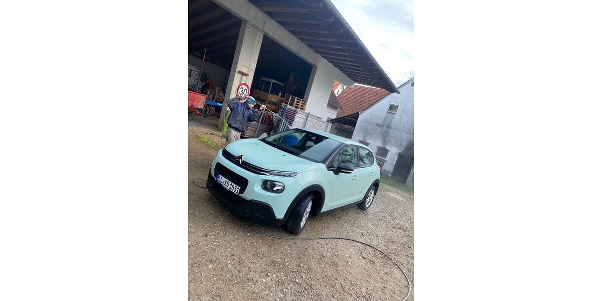 Citroen C3 45.200 km 10.400 € Moorenweis 82272