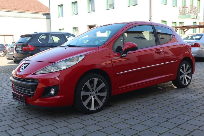 Peugeot 207 90.000 km 2.990 € Maisach 82216