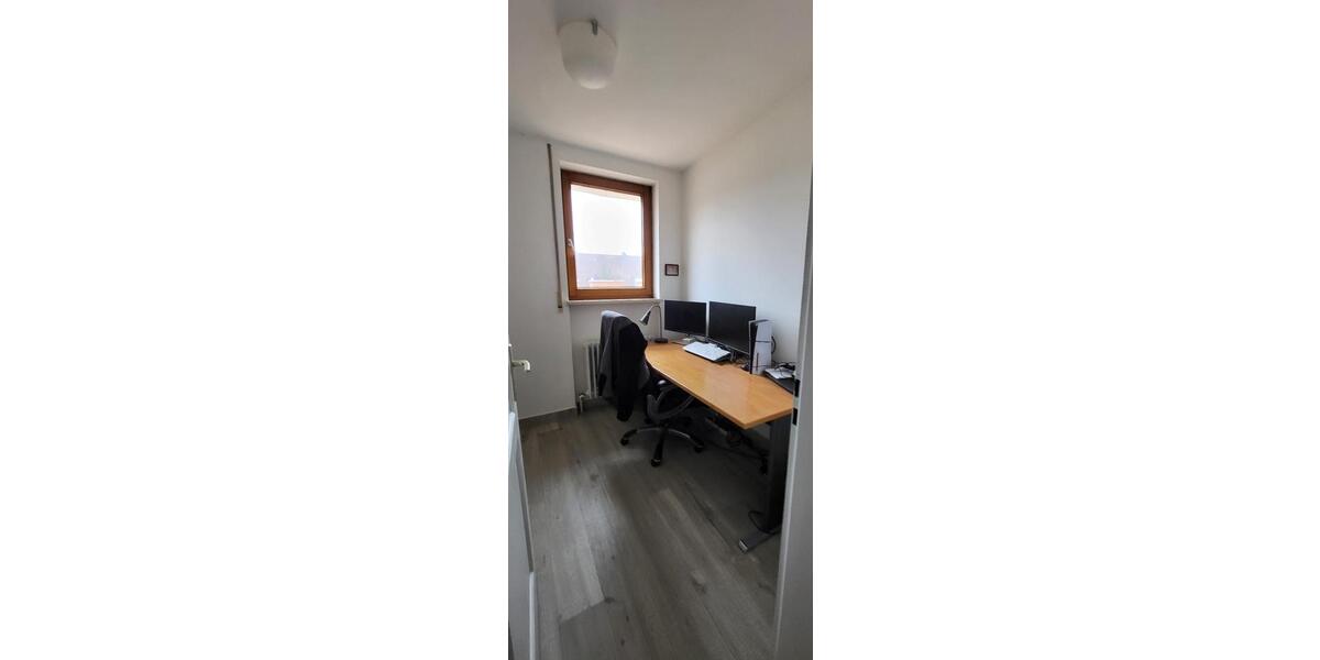 Dachgeschoßwohnung Augsburg Haunstetten-Siebenbrunn - 5 Zimmer, 126 m&sup2;, 420.000&euro; | Angebot:25294820