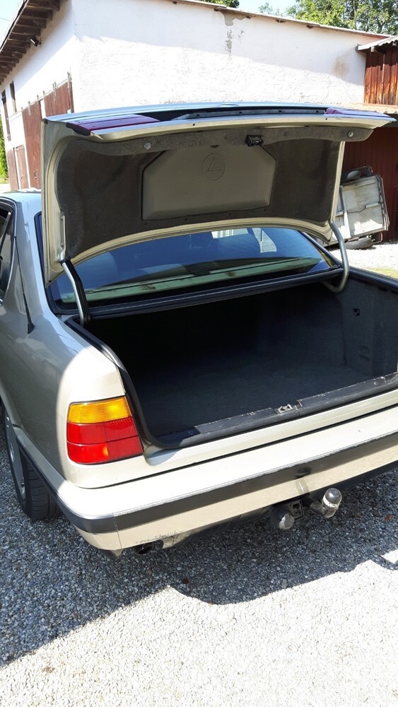 BMW 520i e34 Limosine 250.000 km 3.400 € Mittelstetten 82293