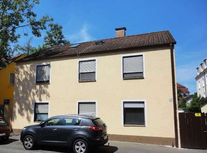 Haus zum Kaufen in Augsburg 549.000 € 215 m²