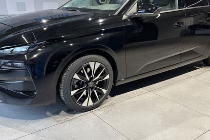 Peugeot 308 6.000 km 33.690 &euro; Augsburg 86179
