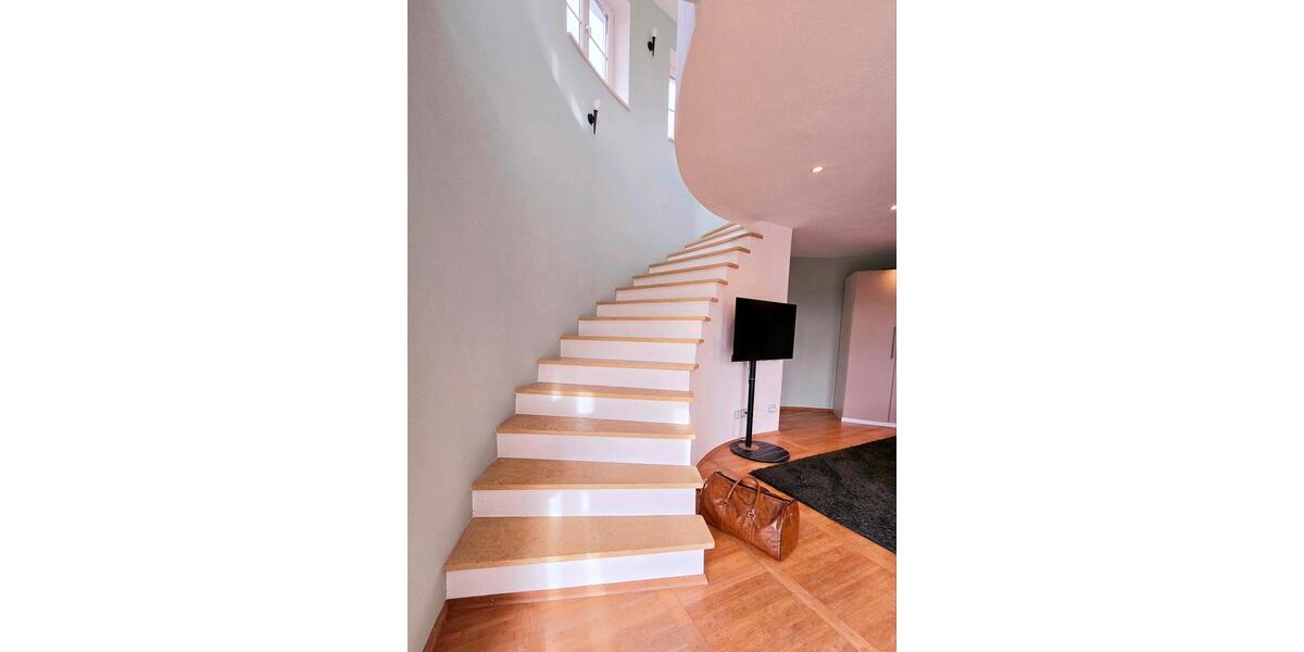 Villa Friedberg - 9 Zimmer, 350 m&sup2;, 1.795.000&euro; | Angebot:26759967