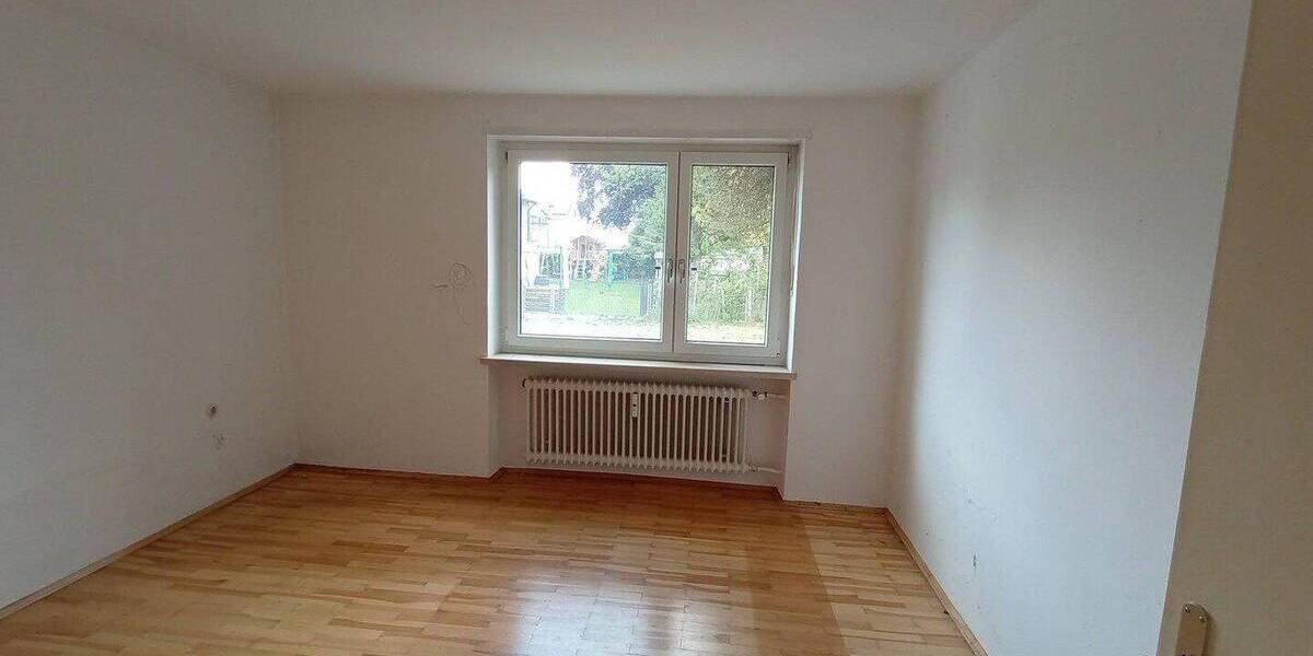 Mehrfamilienhaus, Wohnhaus Neusäß - 8 Zimmer, 200 m&sup2;, 720.000&euro; | Angebot:26865308