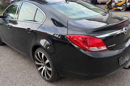Opel Insignia 249.239 km 2.900 &euro; Augsburg 86165
