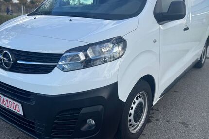 Opel Vivaro 146.000 km 12.900 &euro; Augsburg 86199