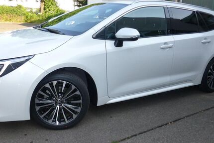 Toyota Corolla 12.800 km 32.960 &euro; Augsburg 86156