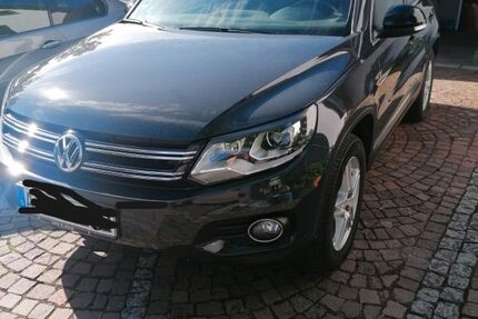 VW Tiguan 147.000 km 12.900 &euro; Ellgau 86679