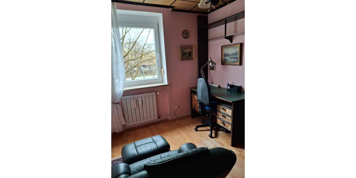 Etagenwohnung Augsburg Firnhaberau - 3 Zimmer, 78 m&sup2;, 1.100&euro; | Angebot:26305542
