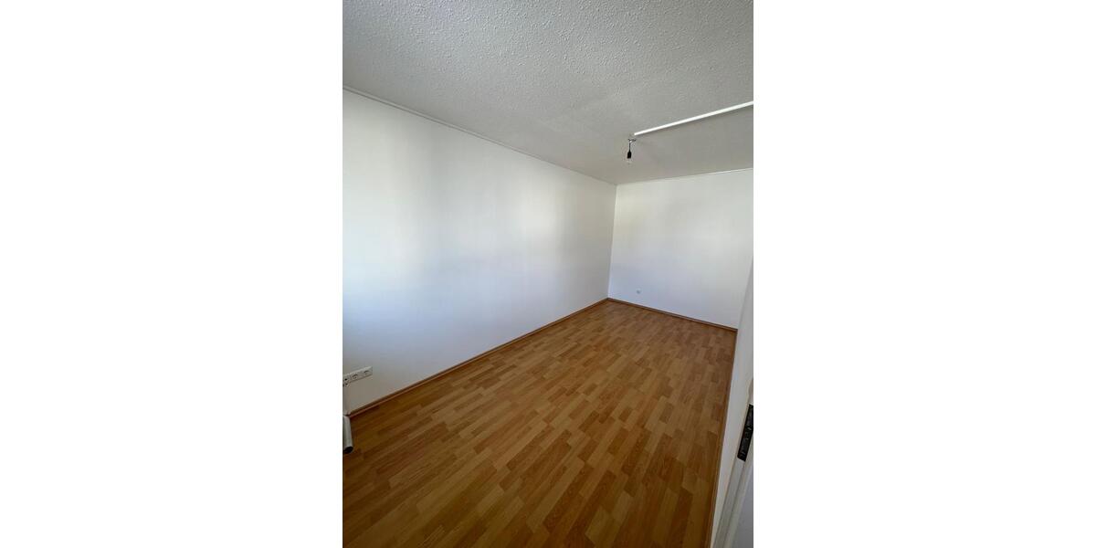 Etagenwohnung Neusäß - 2 Zimmer, 45 m&sup2;, 850&euro; | Angebot:25299615