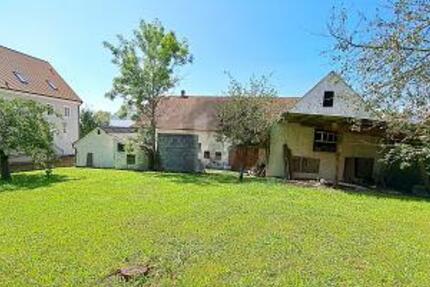 EHEMALIGER HOF BIETET VIEL PLATZ FÜR NEUES zimmer