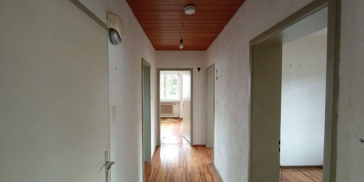 Mehrfamilienhaus, Wohnhaus Neusäß - 8 Zimmer, 200 m&sup2;, 720.000&euro; | Angebot:26865308