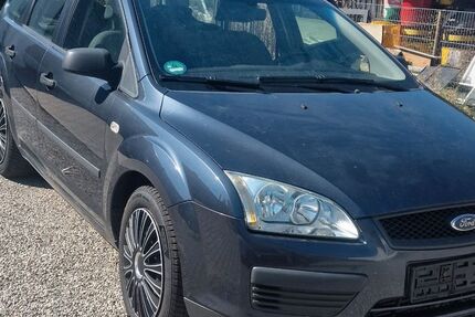 Ford Focus 225.000 km 819 € augsburg 86156