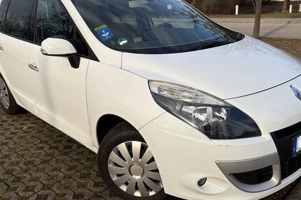 Renault Scenic 260.000 km 2.900 &euro; Augsburg 86167