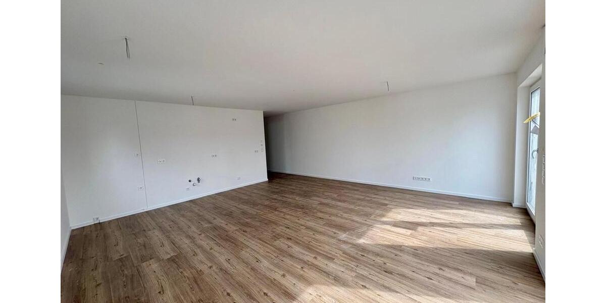 Etagenwohnung Augsburg Bergheim - 2 Zimmer, 79 m&sup2;, 1.300&euro; | Angebot:26578886