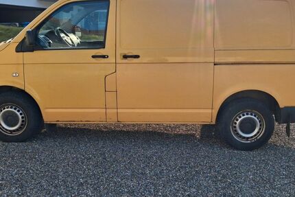 VW T5 Transporter 125.000 km 4.900 &euro; Wertingen 86637