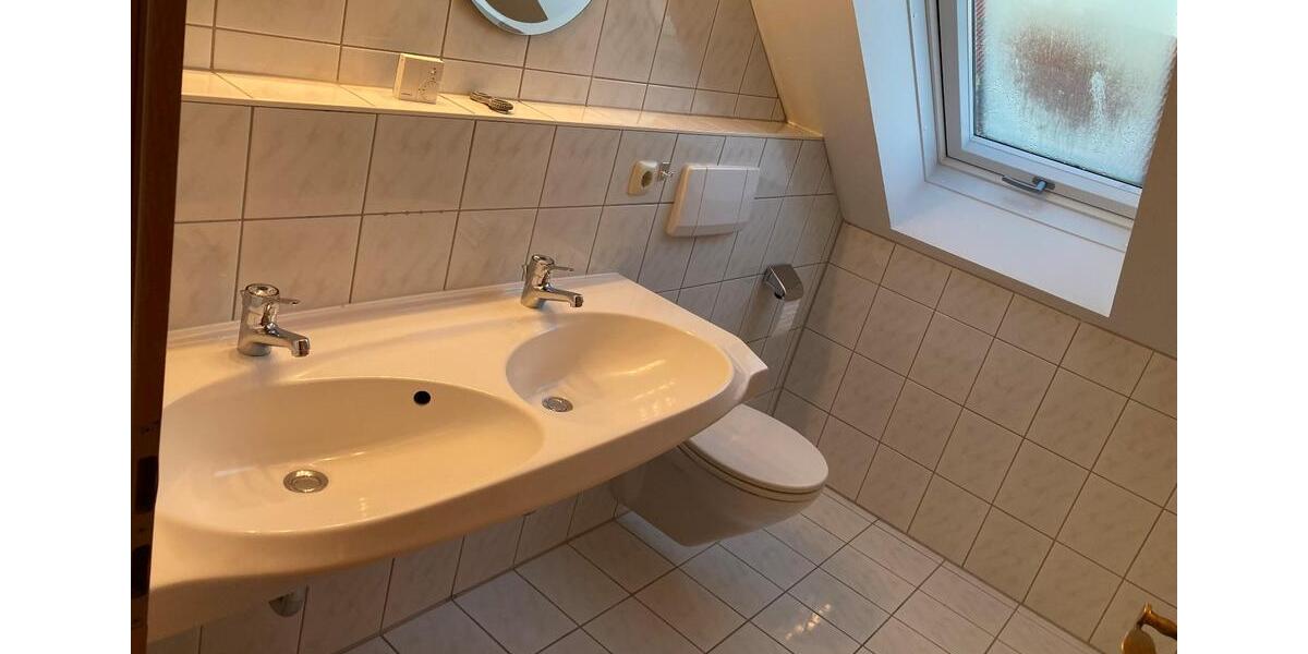 Dachgeschoßwohnung Großaitingen - 4 Zimmer, 98 m&sup2;, 1.376&euro; | Angebot:26365013