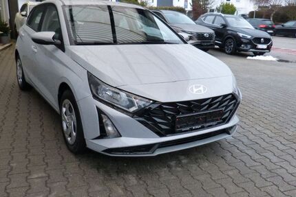 Hyundai i20 12.100 km 17.990 &euro; Stadtbergen 86391