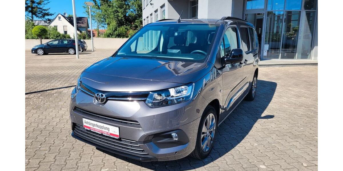 Toyota Proace City 35.580 km 25.899 &euro; Königsbrunn / Augsburg 86343