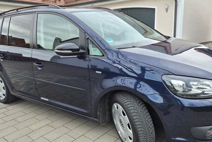 VW Touran 210.218 km 7.800 &euro; Altomünster 85250