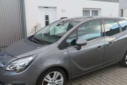Opel Meriva 92.285 km 8.999 &euro; Binswangen 86637
