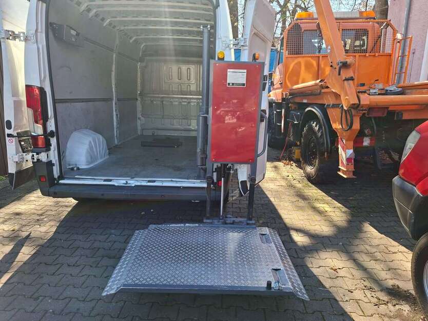 Peugeot Boxer 154.000 km 14.870 € Augsburg 86167