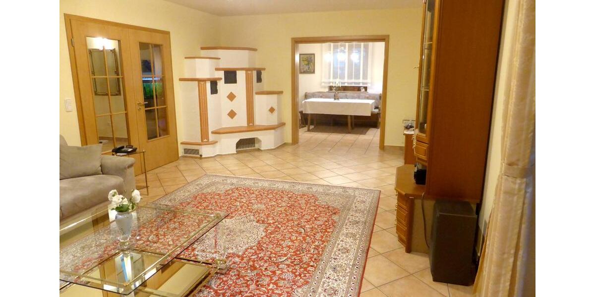 Einfamilienhaus Diedorf - 6.5 Zimmer, 195 m&sup2; | Angebot:25811507
