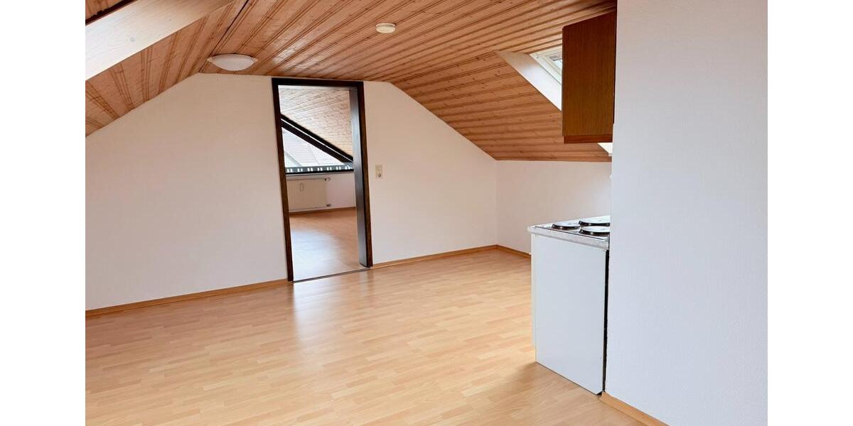 Dachgeschoßwohnung Königsbrunn - 2.5 Zimmer, 55 m&sup2;, 500&euro; | Angebot:25853966