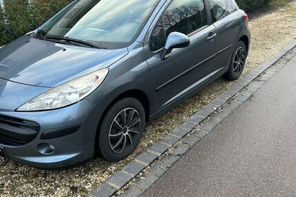 Peugeot 207 196.000 km 1.750 &euro; Laugna 86502