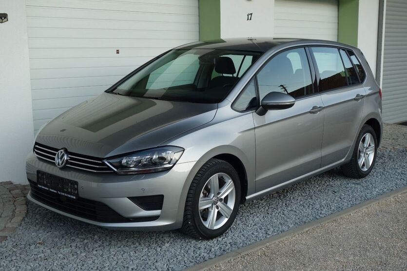 VW Golf Sportsvan 30.376 km 13.800 € Holzheim OT Ellerbach 89438