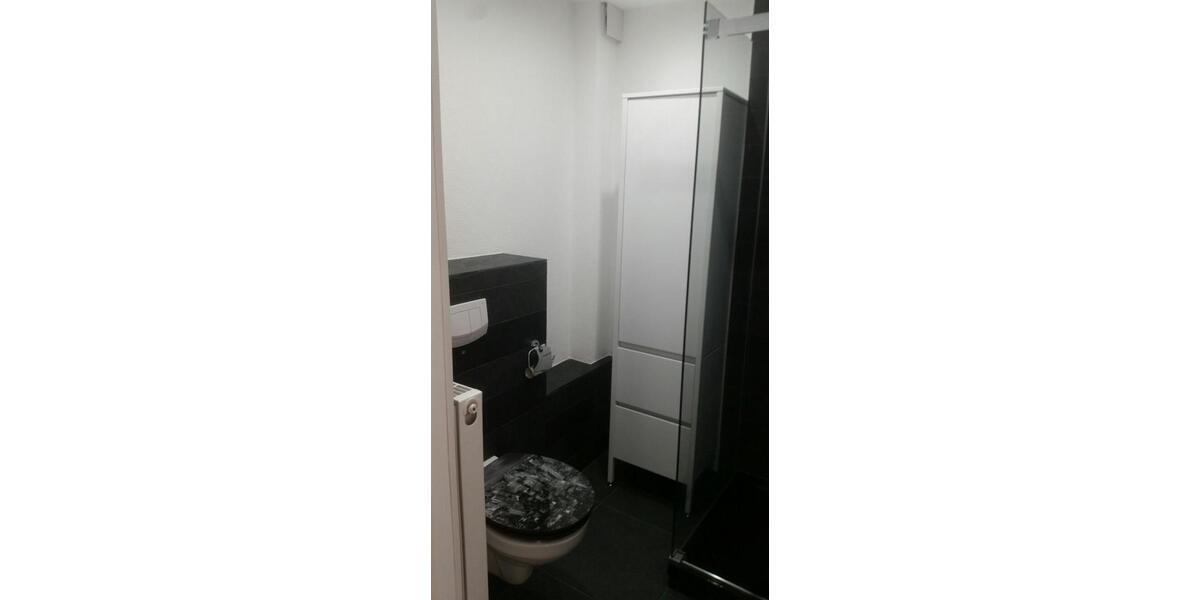 Möbliertes 1-Zimmer Penthouse mit Terrasse in Stadtbergen zimmer