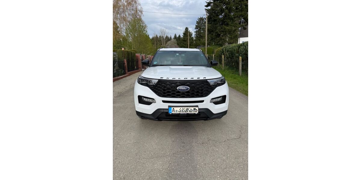 Ford Explorer 107.000 km 36.300 &euro; Neusäß 86355