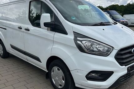 Ford Transit Custom 134.000 km 13.900 &euro; Peutenhausen / Gachenbach 86565