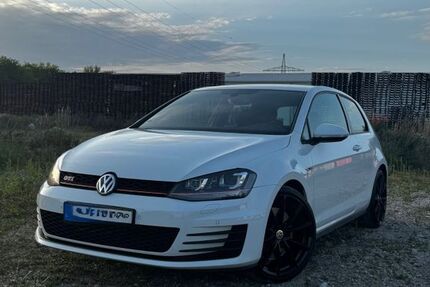 VW Golf 145.000 km 17.000 &euro; Augsburg 86179