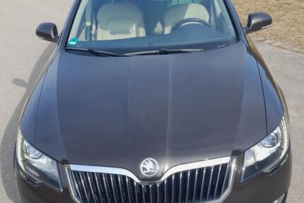 Skoda Superb 251.000 km 10.400 &euro; Ziemetshausen 86473
