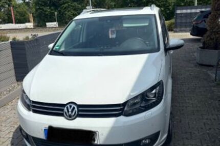VW Touran 180.000 km 10.000 &euro; Graben 86836