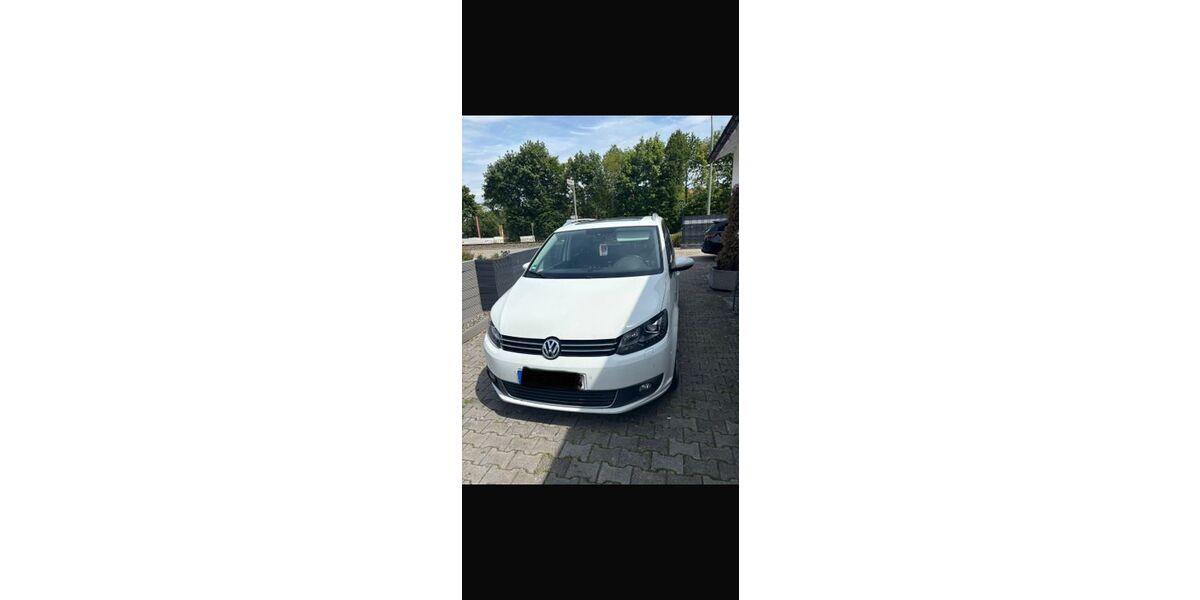 VW Touran 180.000 km 10.000 &euro; Graben 86836
