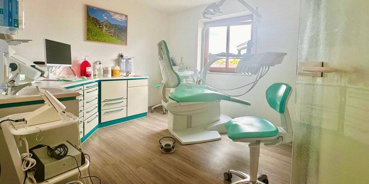 Gewerbeobjekt Königsbrunn - 8 Zimmer, 105 m&sup2;, 399.000&euro; | Angebot:26930907