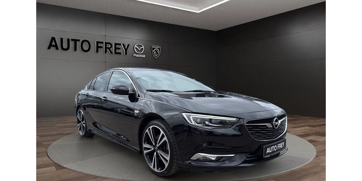 Opel Insignia 68.620 km 19.890 &euro; Augsburg 86167