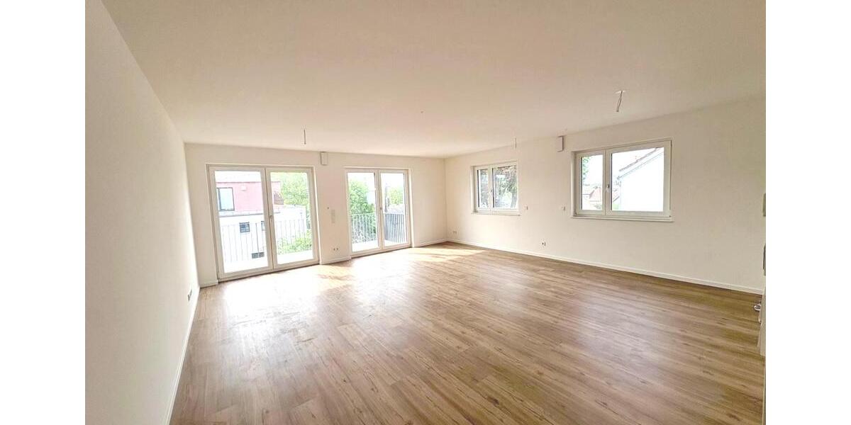 Etagenwohnung Augsburg Bergheim - 2 Zimmer, 79 m&sup2;, 1.300&euro; | Angebot:26578886