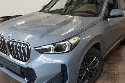 BMW iX1 11.300 km 48.900 € Aichach 86551