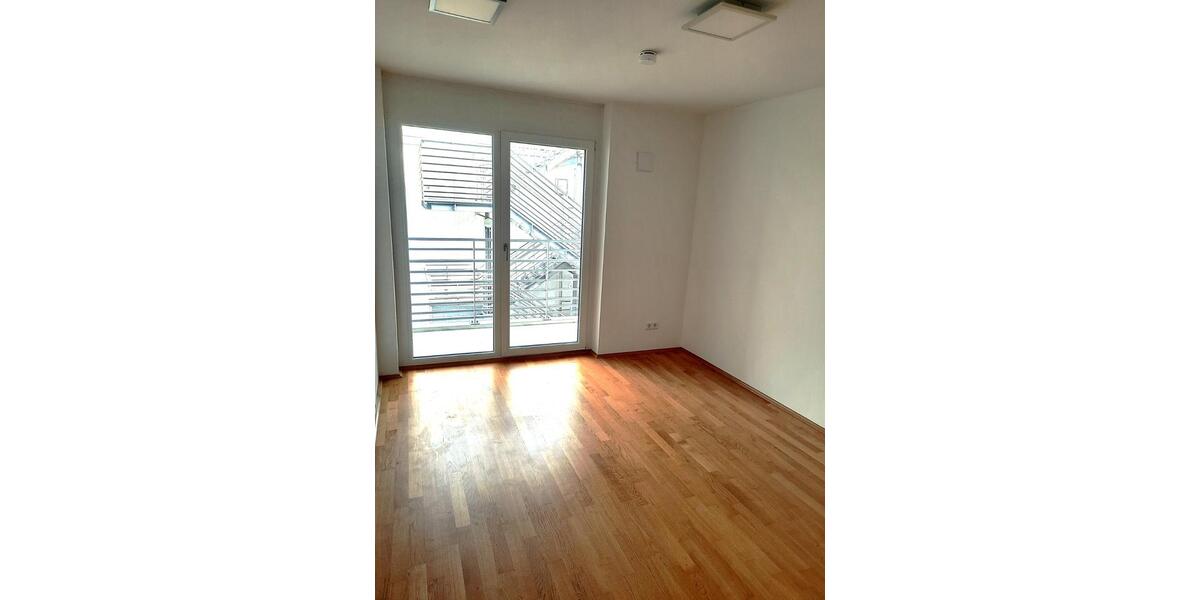 Etagenwohnung Augsburg Innenstadt - 1 Zimmer, 22 m&sup2;, 629&euro; | Angebot:23757211