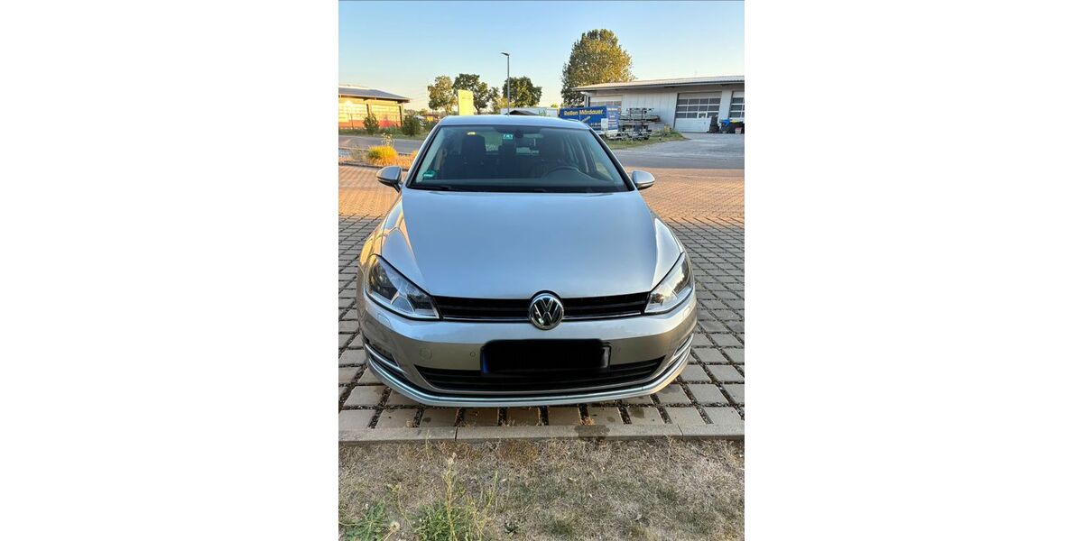 VW Golf 114.000 km 11.000 &euro; Aichach 86551
